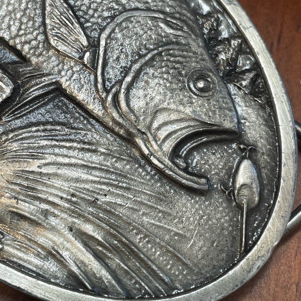 Vintage Collectors.Bergamot Brass Works Belt Buckle 1977 3D Bass Gray Bergamot - Picture 4 of 9